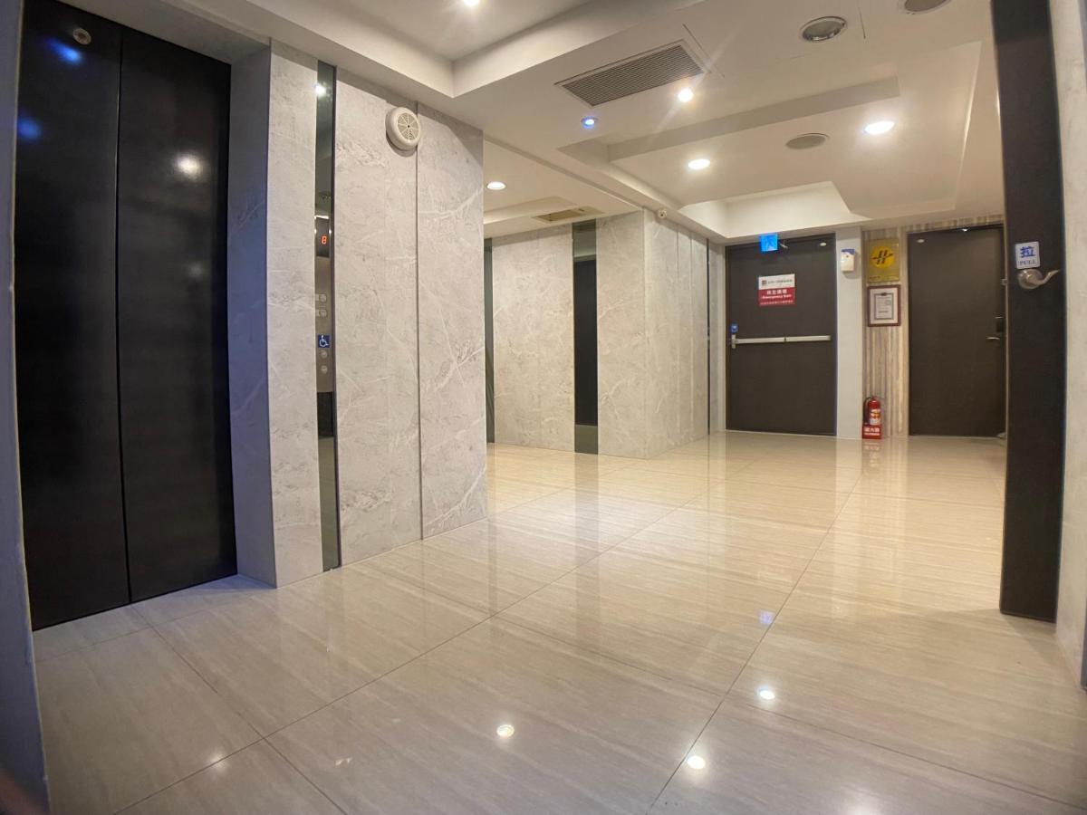 Taichung Saint Hotel Exterior photo