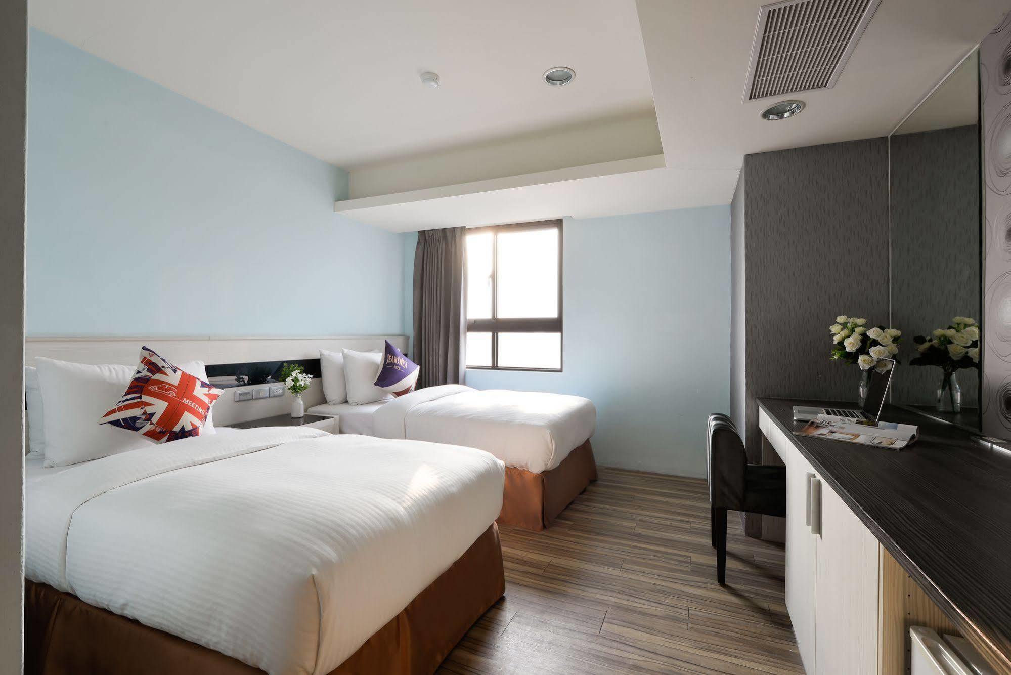 Taichung Saint Hotel Exterior photo