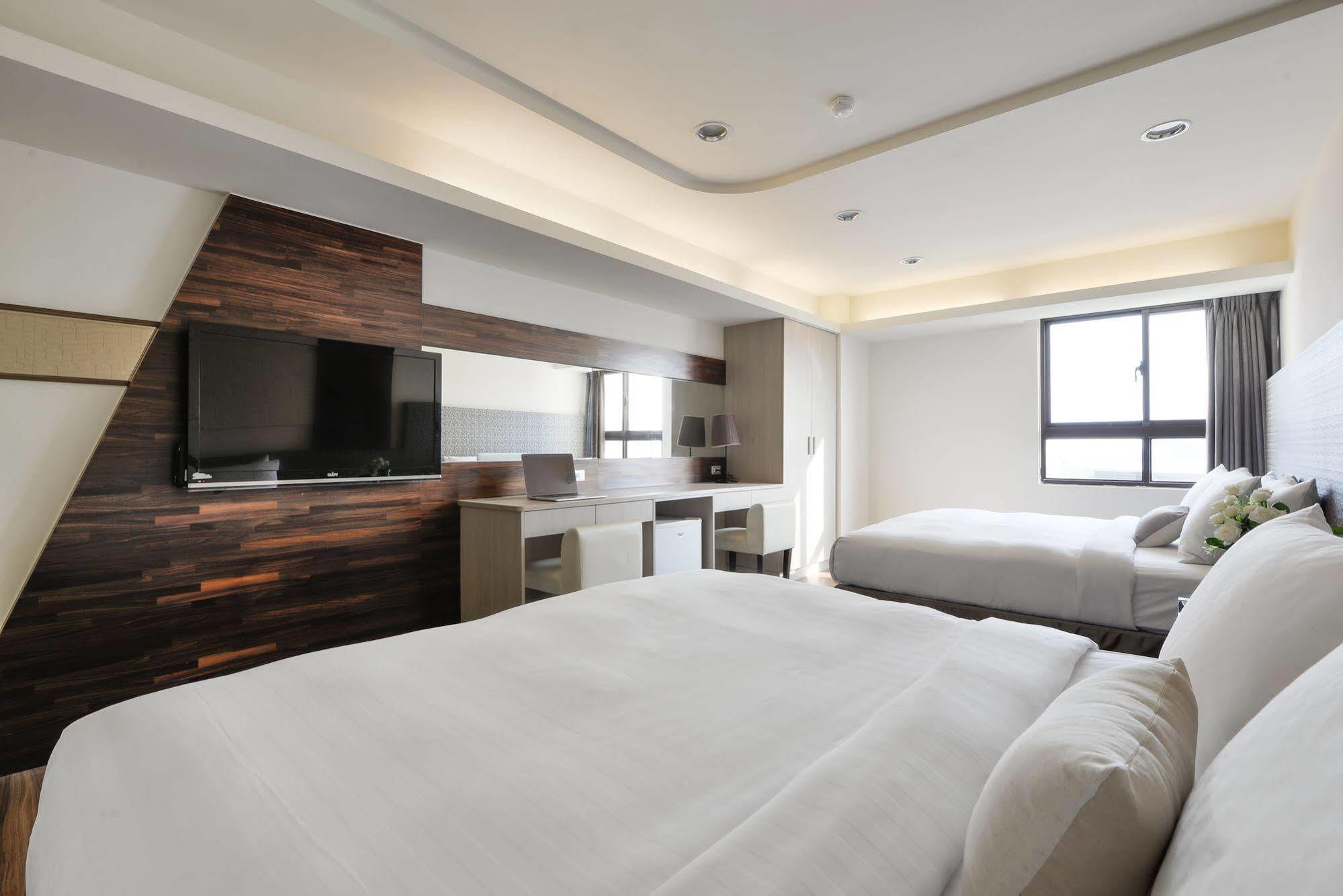 Taichung Saint Hotel Exterior photo