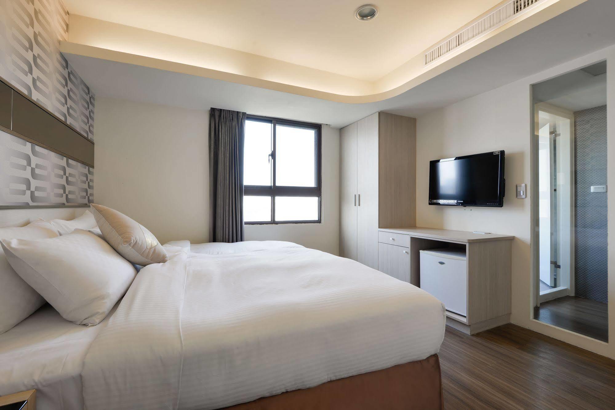 Taichung Saint Hotel Exterior photo